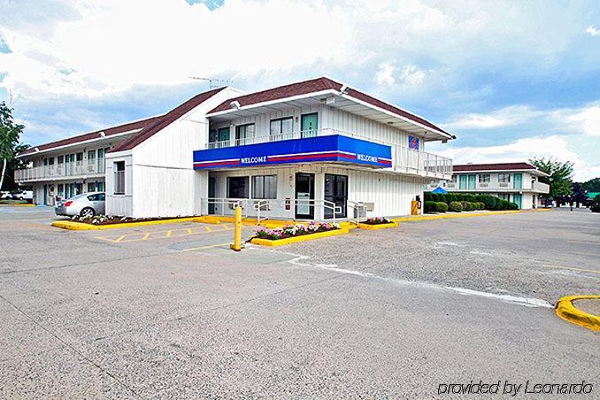 Motel 6-Windsor Locks, Ct - Hartford المظهر الخارجي الصورة